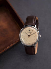 Bauhaus 40 Designklassiker Farbe beige 40 mm Lederarmband gewölbtes Glas und Zifferblatt Ref. 908.01.05